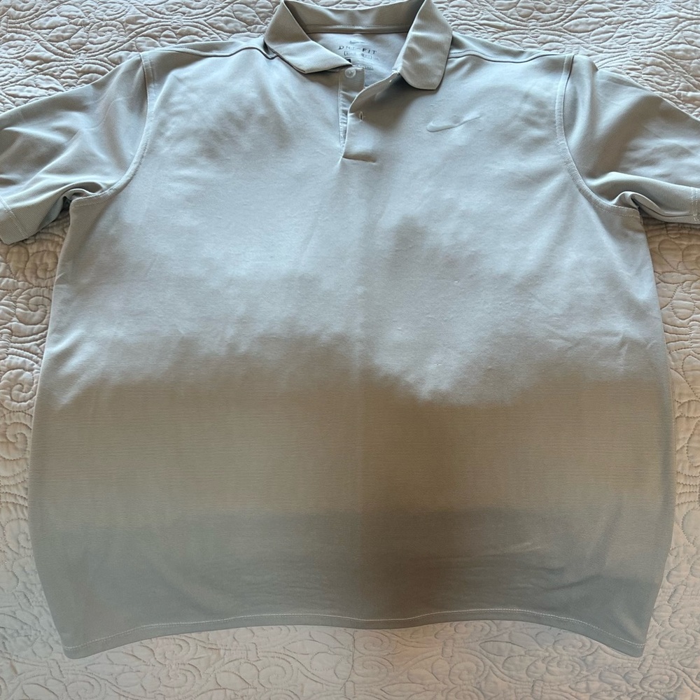 EUC Nike Dri-Fit Golf Polo